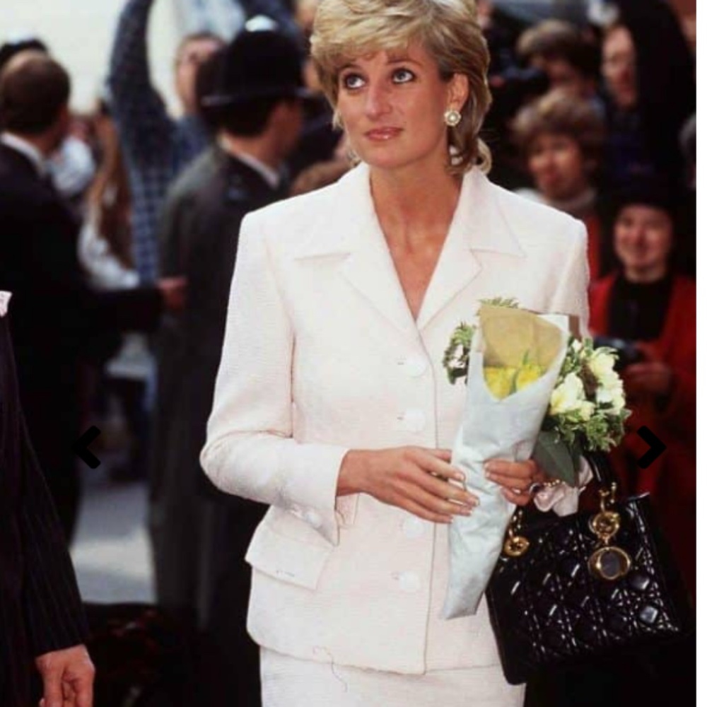 CHRISTIAN DIOR Medium Lady Dior Bag Black Patent Cannage Calfskin